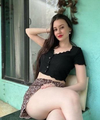 💋 Я креативная и открытая к новым приключениям. Имею множество возможностей и умений, которые сделают наше время вместе незабываемым. 💫 Я живу в Москве и готова встретиться с тобой в любом удобном для нас месте. ✨ У меня множество положительных отзывов, которые говорят о моих навыках и качестве предоставляемых услуг. 💕 С удовольствием покажу тебе свои фото, чтобы ты мог увидеть, насколько я привлекательная и соблазнительная. 💃 Не упускай возможность провести время с настоящей профессионалкой, которая доставит тебе незабываемое удовольствие. 💥 Жду с нетерпением нашей встречи! 💫 Милана