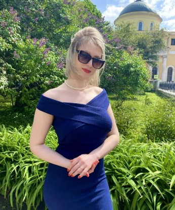 Волшебные знакомства, жгучая страсть, нежные ласки - все это ждет вас в Москве. Я создам неповторимую атмосферу океана эмоций, в которой вы сможете погрузиться до самых глубин наслаждения. Страстная, красивая и креативная, я окуну вас в мир фантазий и сексуальных экспериментов. Мои услуги настолько широки, что каждый найдет именно то, что ищет. Оставив заранее свои пожелания, вы получите поистине незабываемый опыт. Смотрите мои фото и читайте отзывы - они говорят сами за себя. Живу в Москве и готова погрузиться в океан удовольствия вместе с вами. 🌟💋💫 Изольда